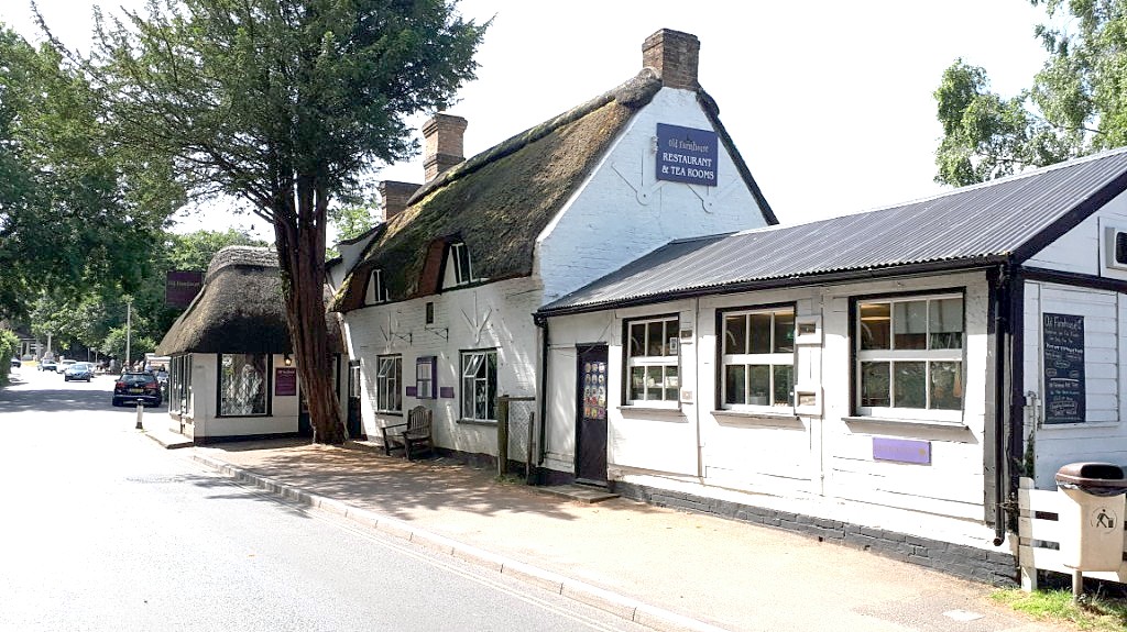 Exterior of thatched New Forest tea rooms